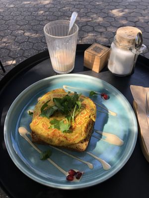Toast with hummus, guacamole, vegan omelette (11,50€)  at Kaffeemacherei in Frankfurt