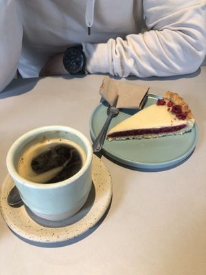 Cake and americano  at Kaffeemacherei in Frankfurt