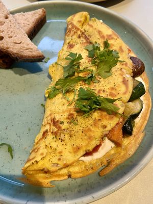Omelet with vegetables  #Veganuary at Kaffeemacherei in Frankfurt