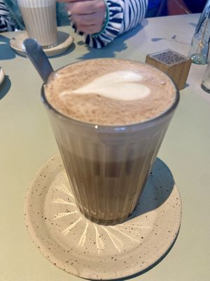 Hot chocolate with oat milk   at Kaffeemacherei in Frankfurt