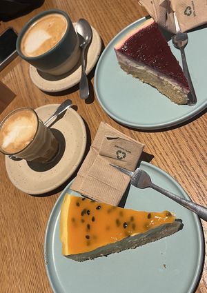 Cheesecake with passionfruit and blackberry  at Kaffeemacherei in Frankfurt