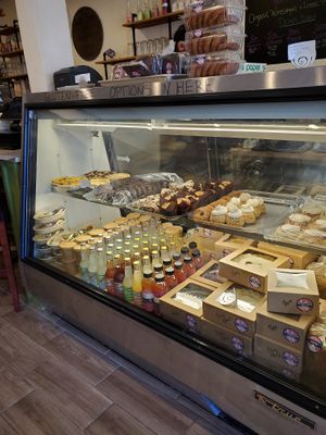Desserts and beverages at UpRising bakery & cafe in Lake In The Hills