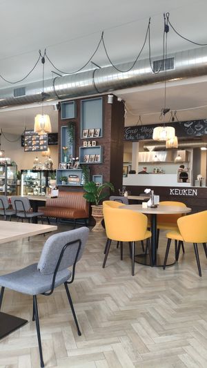  at Brownies & downieS in Harderwijk