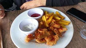 Alitas at El Chino Vegano in Lima