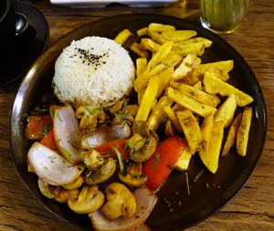 Lomo saltado at El Chino Vegano in Lima