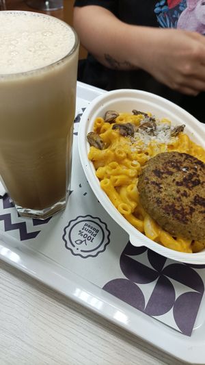 Mac'n'Cheese at Holy Plants in Lima