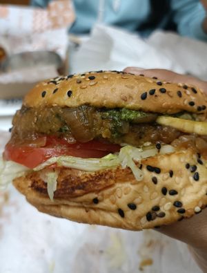 Está de la de garbanzos (de la imagen anterior) at Holy Plants in Lima