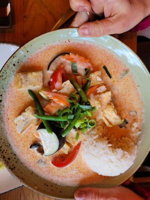 Red curry with tofu at Rou Vegan in Berlin