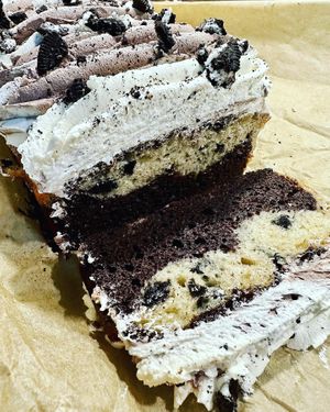 Cookies & cream at The Nakey Cakey Bakery in Castletown