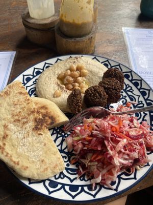 Classic plate   at Bustavo Food Bus in Ometepe
