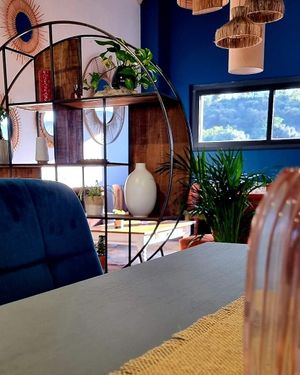 Tables, canapés  at L'Originalithé in St-paul-trois-chateaux