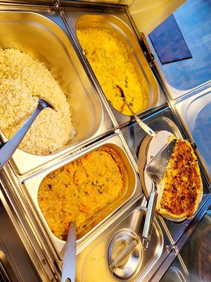 Plats at L'Originalithé in St-paul-trois-chateaux