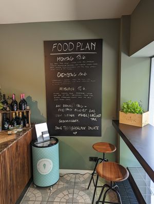  at Nina‘s Deli in Dreieich