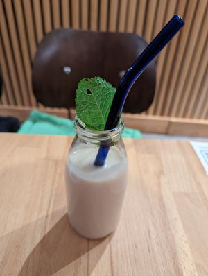 Homemade Ayran

Classic mit Meersalz und Limette at Happy Döner in Mainz