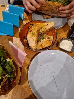 Knoblauch Brot at Happy Döner in Mainz