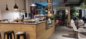 Colazioni vegane ,pranzi con hamburger vegani e panini con salsiccia vegan 🌱,tatuaggi con prodotti vegan ,mono uso ,e prodotti di qualità certificata at Black Studio Tattoo Cafè in Siniscola