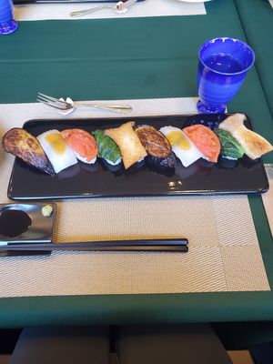 Vegetable Sushi Set at Oribio in Osaka