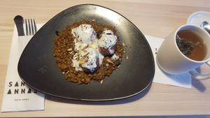 Beetroot ginger dumplings on lentils with vegan Quark at Sankt Annas - Augustenstraße  in Munich