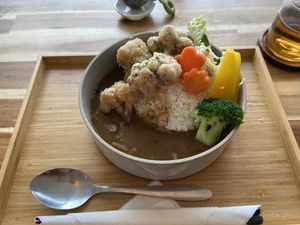 Bloemkool curry: very good as well. The crust was very tasty, but the cauliflower was too soft.  at Shokudo in Utrecht