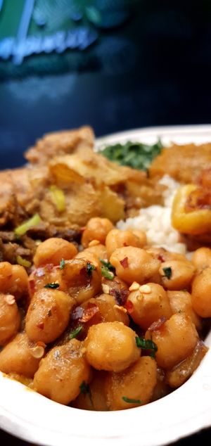 Curry G.O.A.T. & Spicy Tumeric Chickpeas at Symbiosis Plant-based Eats in Paramaribo