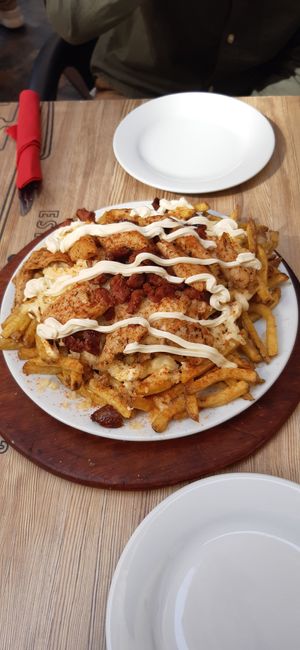 Patatas veganas at El Purgatorio in Cartagena