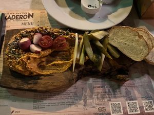 Hummus  at Pescaria Dekaderon in Kotor