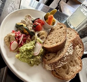 Veganes Frühstück, 10,90€  at Propeller in Vienna