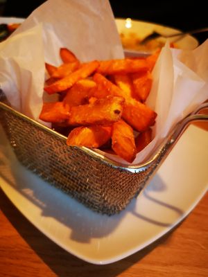 Sweet potato chips at Cultivate Food in Oslo