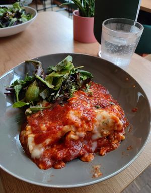 Lasaña vegana at Cultivate Food in Oslo