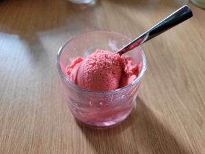 Strawberry ice cream at Cultivate Food in Oslo
