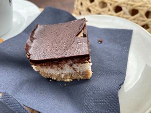 vegan bounty bar at Buna Koffiebar in Castricum