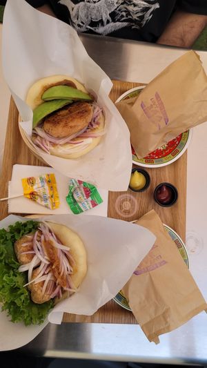  at Luu's Bao in Osaka