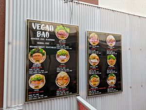  at Luu's Bao in Osaka