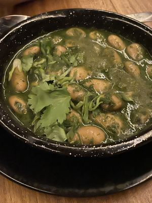 Pallares beans with cilantro sauce at Chuí in Buenos Aires