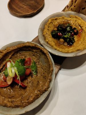 Hummus and babaganoush at Rainarai - Prinsengracht in Amsterdam