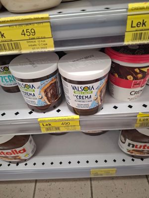 Vegan chocolate spread at Conad in Tirana