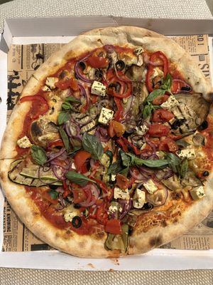 Only one vegan pizza option but it was good    at Pizzeria Boccaccio in Gran Canaria