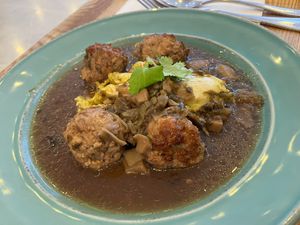 Braised vegan meatballs at Yangming Spring - 陽明春天蔬食 - Branch Da'an in Taipei