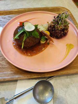 E1 lions mane steak at Yangming Spring - 陽明春天蔬食 - Branch Da'an in Taipei