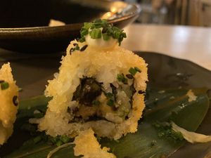 Crispy sushi with vegan cashew cream and mushroom at Veg & the Gang - Carrer Casanova in Barcelona