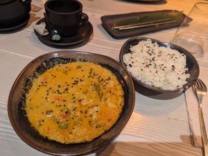 Delhi - red curry at Veg & the Gang - Carrer Casanova in Barcelona