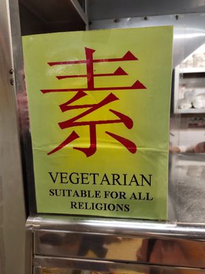 It's all Vegan at Delisnacks 德利食 - Fengshan in East Singapore