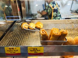 popiah at Delisnacks 德利食 - Fengshan in East Singapore