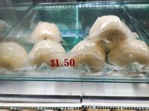 Fresh cut fruits at SIN - SF Fruits & Juices - Jewel in East Singapore