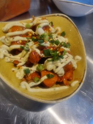 Super sexy wings haha #Veganuary at Herbivorous - Withington in Manchester