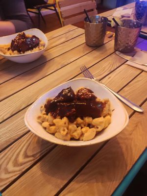 Mac and cheese with ribs at Herbivorous - Withington in Manchester
