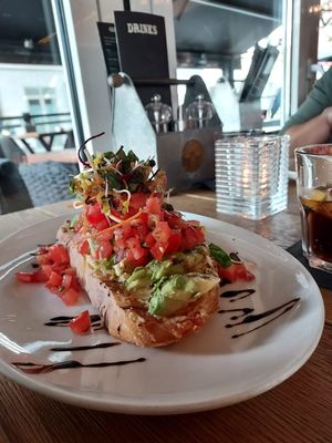 Avocado toast at Rosie's Kitchen in Dusseldorf