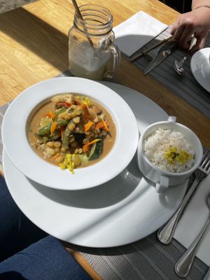 Curry de Garbanzos at Hablemos Coco Cafe in Puerto Natales