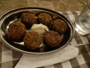 Falafel at Imogens in Kathikas