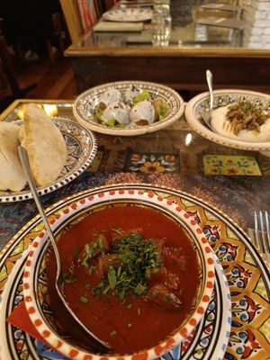 Okra with tomato, hummus, and legumes meatballs at Fairouz - Centrale in Milan